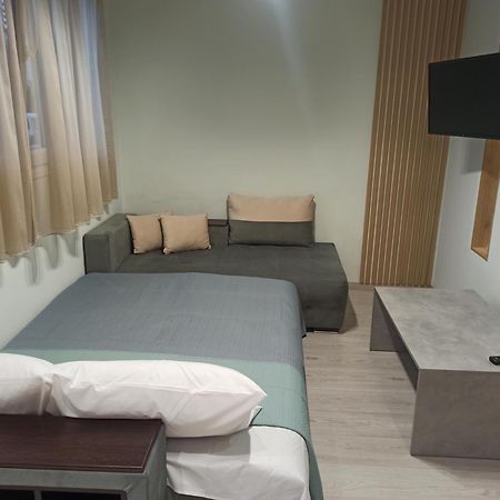 Axas Apartments Michaniona Buitenkant foto